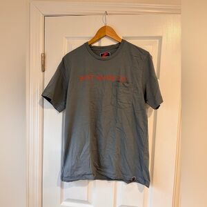 The Best Made Co. grey blue pocket t-shirt size large